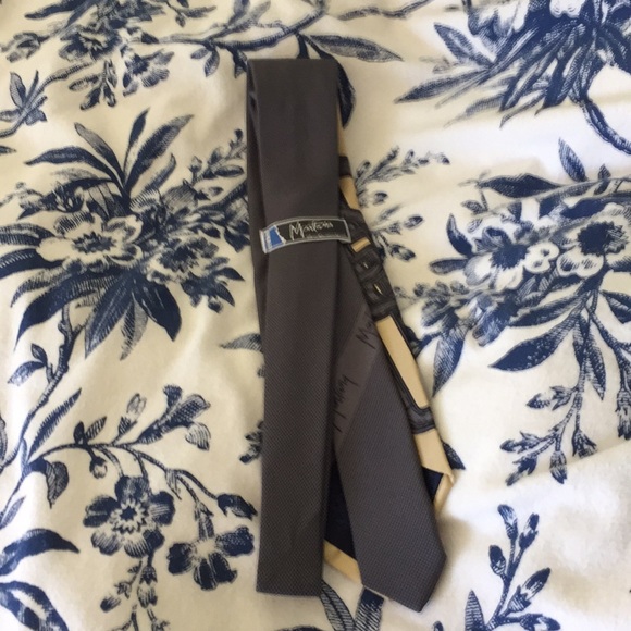 NWOT Cladue Montana tie - Picture 2 of 5